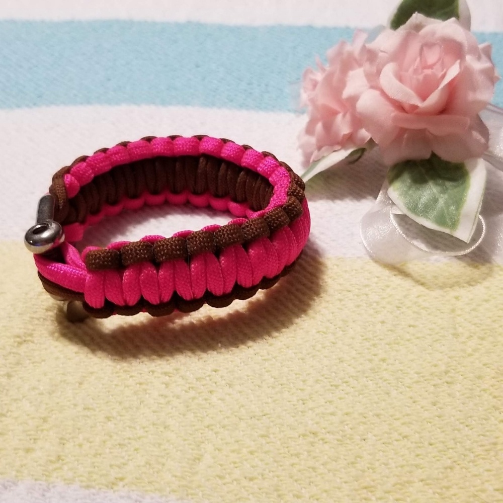 "Survival Strap" Paracord Bracelet